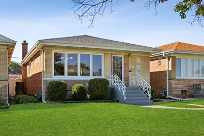 6905 W Leland Avenue, Harwood Heights, IL 60706 - Photo 1