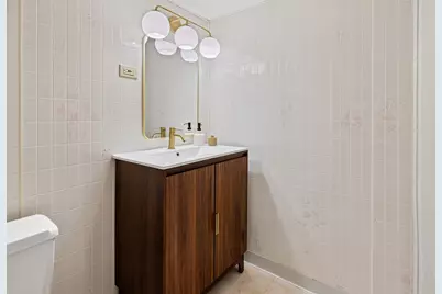 6905 W Leland Avenue, Harwood Heights, IL 60706 - Photo 14