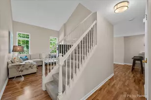 624 Daisy Ln, Roselle, IL 60172 - Photo 14