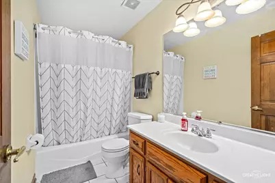 23741 W Deer Chase Lane, Naperville, IL 60564 - Photo 22