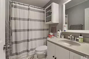385 Northgate Rd, Lindenhurst, IL 60046 - Photo 16