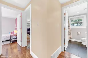 148 Jeffery Ln, Des Plaines, IL 60018 - Photo 22