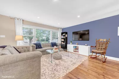 148 Jeffery Lane, Des Plaines, IL 60018 - Photo 4