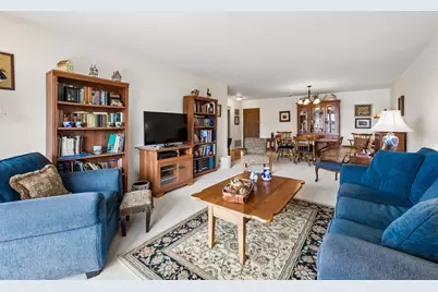 5200 Oakton Street #408, Skokie, IL 60077 - Photo 2