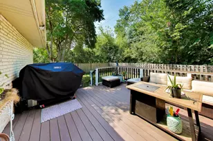 116 W Central Rd, Arlington Heights, IL 60005 - Photo 28