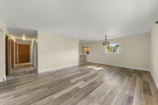 7101 Edgebrook Ln, Hanover Park, IL 60133 - Photo 4