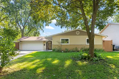 7101 Edgebrook Lane, Hanover Park, IL 60133 - Photo 2