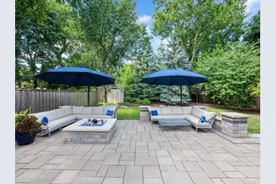 372 S Kenilworth Avenue, Elmhurst, IL 60126 - Photo 8