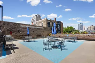 2500 N Lakeview Ave, Chicago, IL 60614 - Photo 28