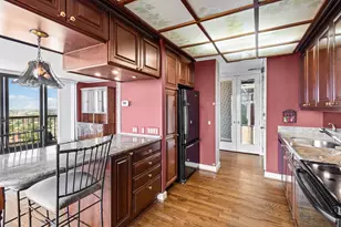 2500 N Lakeview Ave, Chicago, IL 60614 - Photo 14