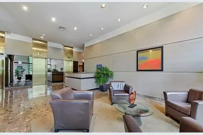 2500 N Lakeview Avenue #3101, Chicago, IL 60614 - Photo 2