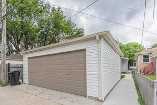 5505 N Nagle Ave, Chicago, IL 60630 - Photo 34