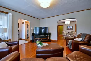 3118 N 78th Ct, Elmwood Park, IL 60707 - Photo 6