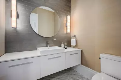 2040 N Damen Avenue #2, Chicago, IL 60647 - Photo 18