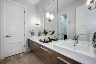 2040 N Damen Ave, Chicago, IL 60647 - Photo 24