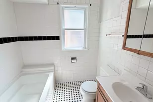 5706 N Maplewood Ave, Chicago, IL 60659 - Photo 12