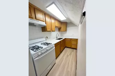 321 N Main Street #3, Algonquin, IL 60102 - Photo 2