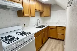 321 N Main St, Algonquin, IL 60102 - Photo 2
