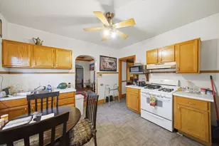 5500 W Haddon Ave, Chicago, IL 60651 - Photo 10