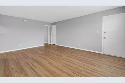 34 S Kensington Avenue #05, La Grange, IL 60525 - Photo 8
