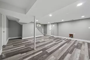10639 S Forest Ave, Chicago, IL 60628 - Photo 16