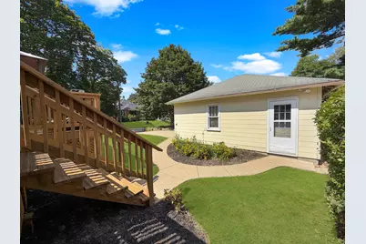 1426 W Lincoln Boulevard, Freeport, IL 61032 - Photo 48