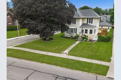 1426 W Lincoln Boulevard, Freeport, IL 61032 - Photo 8