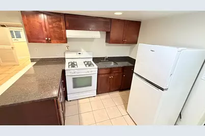 5706 N Maplewood Avenue #G, Chicago, IL 60659 - Photo 2