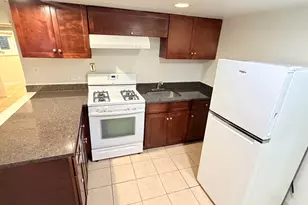 5706 N Maplewood Ave, Chicago, IL 60659 - Photo 2