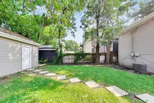 8301 S Maryland Ave, Chicago, IL 60619 - Photo 38
