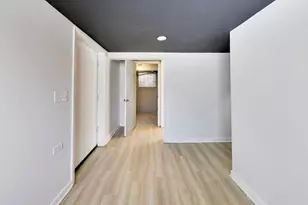 8301 S Maryland Ave, Chicago, IL 60619 - Photo 28