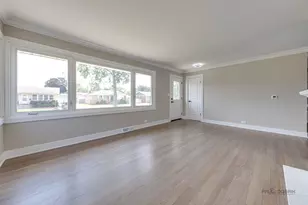 4929 W Randolph St, Hillside, IL 60162 - Photo 6