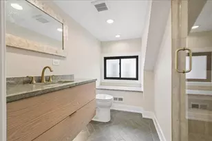 3841 N Kenneth Ave, Chicago, IL 60641 - Photo 28