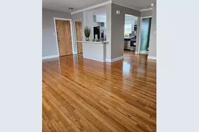 7526 N Ridge Boulevard #3W, Chicago, IL 60645 - Photo 2
