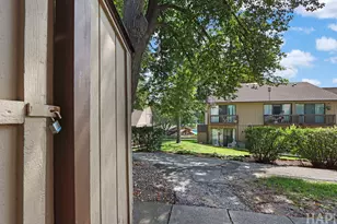 40 Bermuda Colony, Fox Lake, IL 60020 - Photo 16