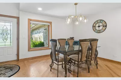824 Kent Circle, Bartlett, IL 60103 - Photo 4