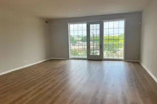 541 N Hough St, Barrington, IL 60010 - Photo 8