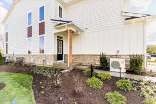 116 Sterling Dr, Lincolnshire, IL 60069 - Photo 2