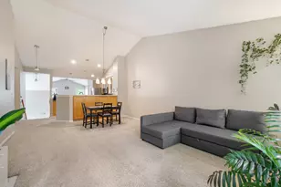 3024 Kentshire Cir, Naperville, IL 60564 - Photo 8