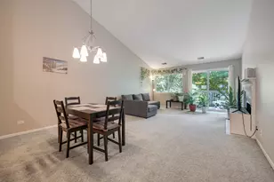 3024 Kentshire Cir, Naperville, IL 60564 - Photo 6