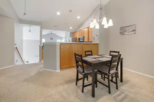 3024 Kentshire Cir, Naperville, IL 60564 - Photo 10