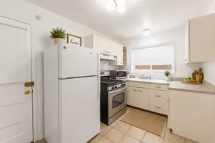 6035 N Damen Ave, Chicago, IL 60659 - Photo 12