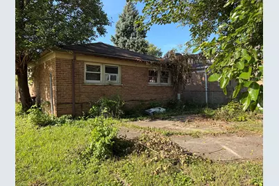 307 149th Place, Harvey, IL 60426 - Photo 2
