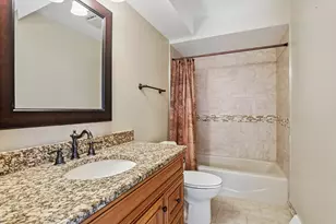 12123 Lake View Dr, Orland Park, IL 60467 - Photo 24