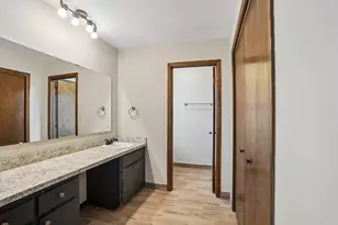 12123 Lake View Dr, Orland Park, IL 60467 - Photo 28