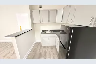 839 W Sheridan Road #321, Chicago, IL 60613 - Photo 8