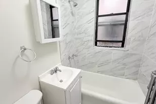 839 W Sheridan Rd, Chicago, IL 60613 - Photo 10