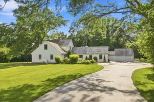 1810 South Ln, Northbrook, IL 60062 - Photo 2