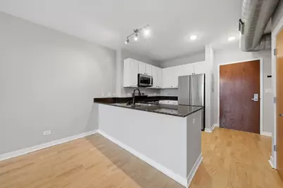 1610 W Fullerton Avenue #403, Chicago, IL 60614 - Photo 8