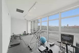 1610 W Fullerton Ave, Chicago, IL 60614 - Photo 22
